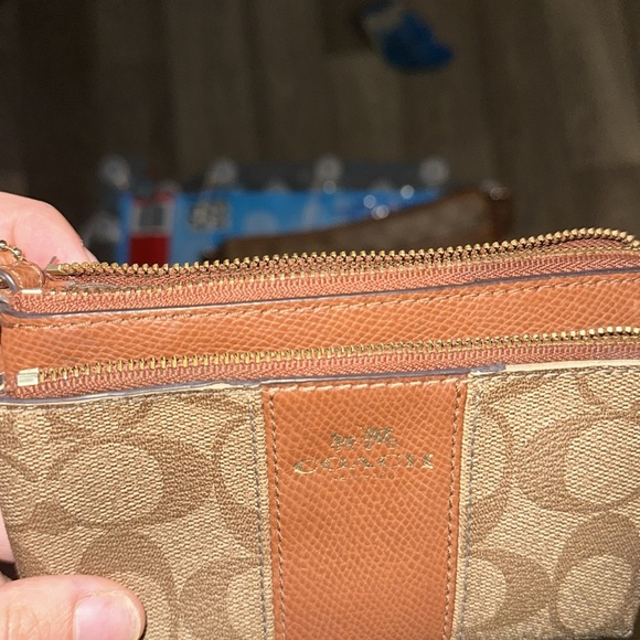 Coach bag & wristlet - Picture 13 of 13